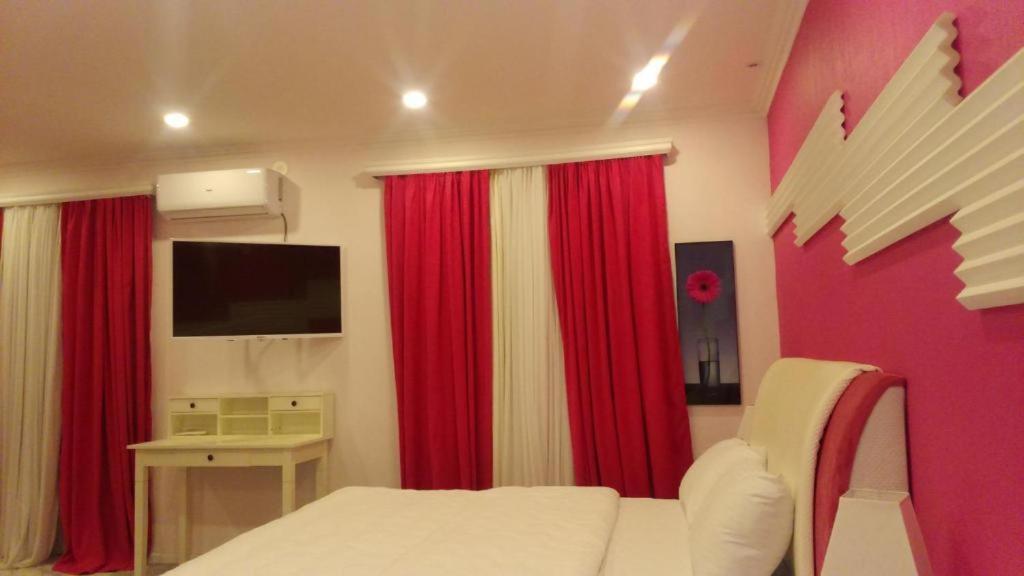 Hotel Lilo Near Airport Tbilissi Extérieur photo