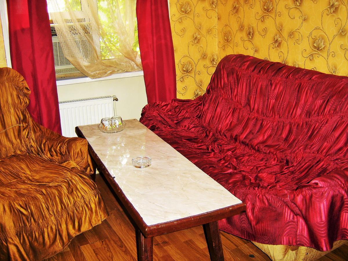 Hotel Lilo Near Airport Tbilissi Extérieur photo